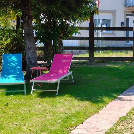 Apartamentos Rosa Jove Cabañas Buitenkant foto